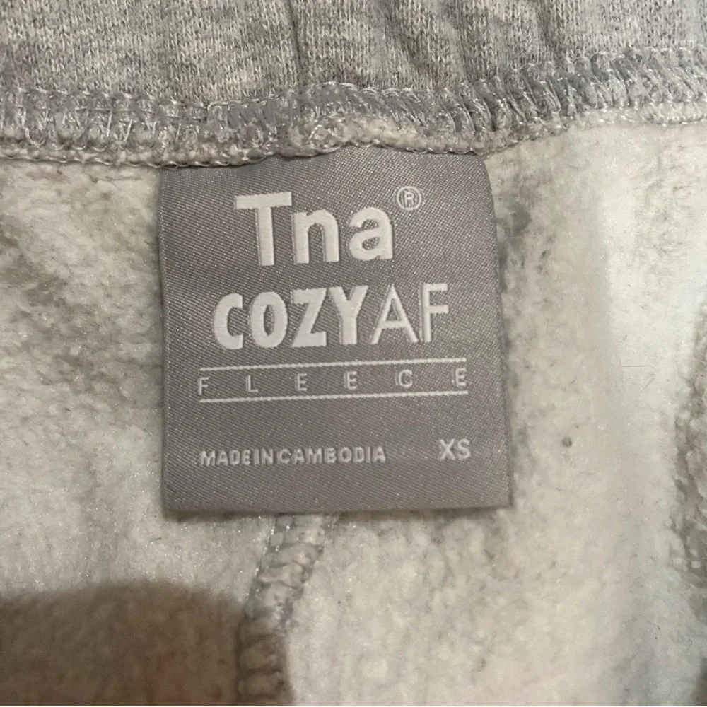 Aritzia TNA Cozy‎ Sweatfleece Perfect Hi-Rise Mini Shorts Gray X-Small